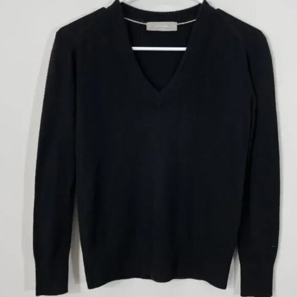 Everlane The Cashmere V-Neck Sweater in Black Size Small - Picture 2 of 3